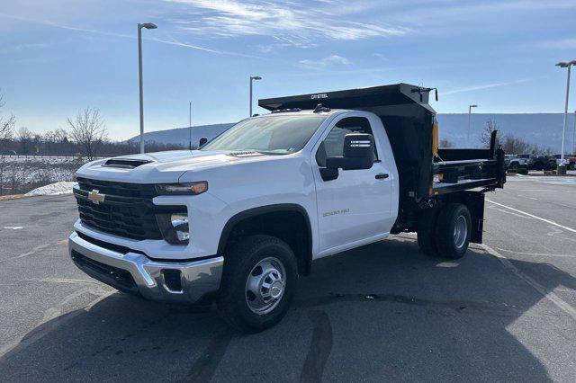 new 2025 Chevrolet Silverado 3500 car