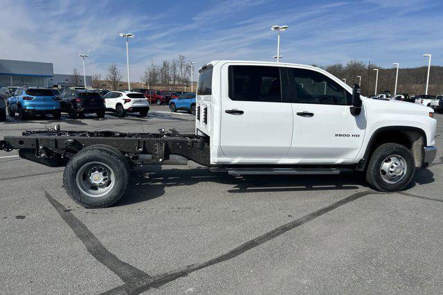 new 2025 Chevrolet Silverado 3500 car, priced at $55,863