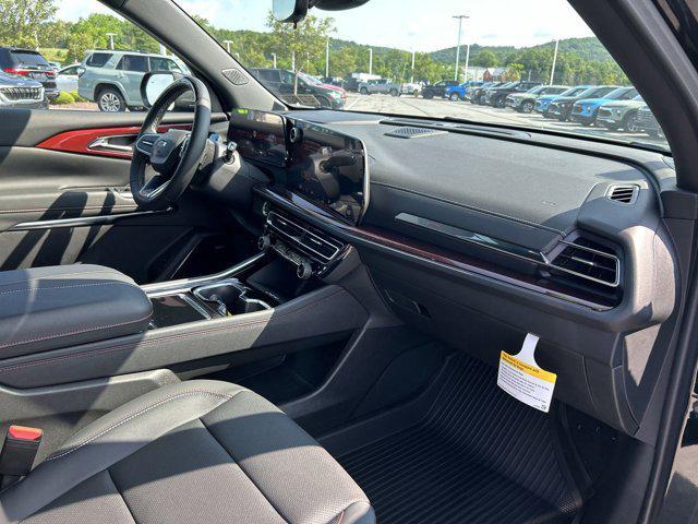 new 2025 Chevrolet Traverse car, priced at $52,288