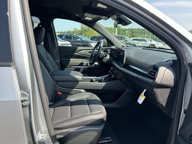 new 2025 Chevrolet Traverse car, priced at $45,588