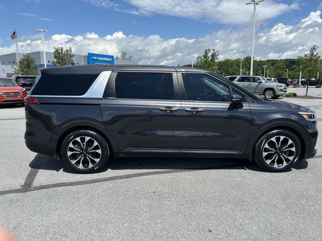 used 2022 Kia Carnival car, priced at $28,500
