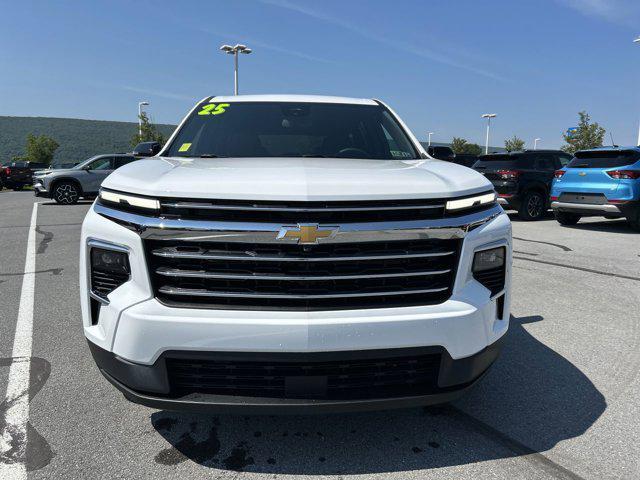 new 2025 Chevrolet Traverse car, priced at $43,888