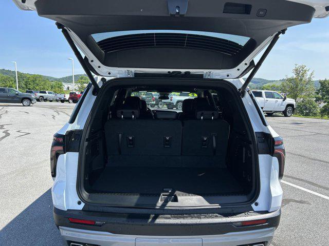 new 2025 Chevrolet Traverse car, priced at $43,888