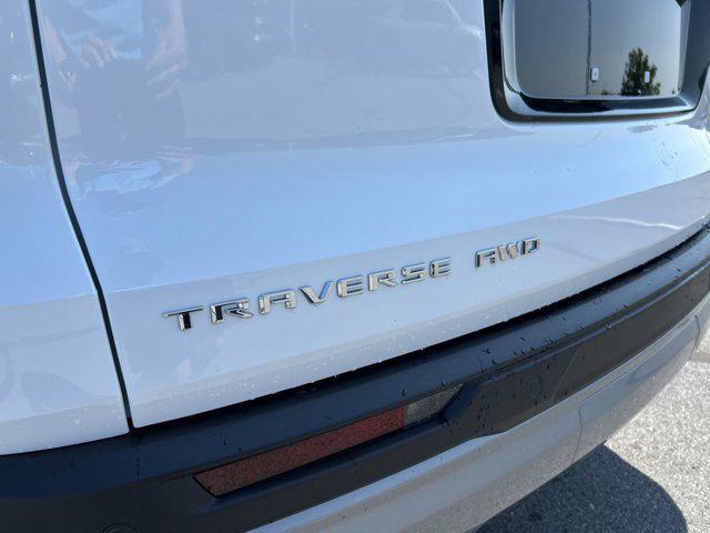 new 2025 Chevrolet Traverse car, priced at $43,888