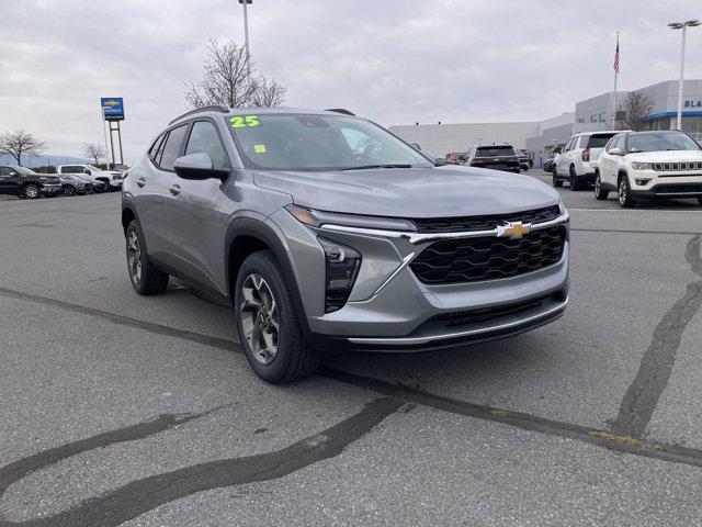 new 2025 Chevrolet Trax car, priced at $24,688