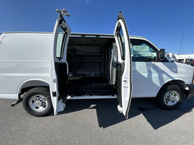 new 2025 Chevrolet Express 3500 car, priced at $50,988