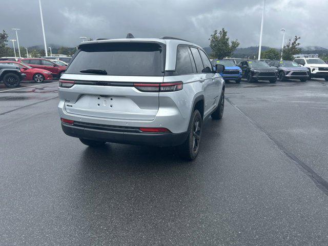 used 2025 Jeep Grand Cherokee car, priced at $36,900