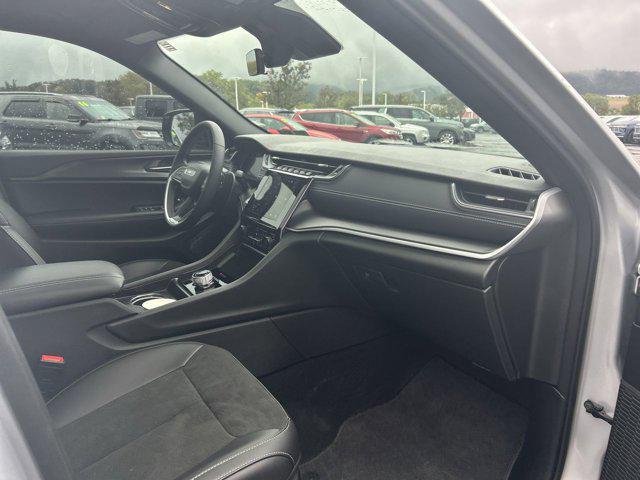 used 2025 Jeep Grand Cherokee car, priced at $36,900