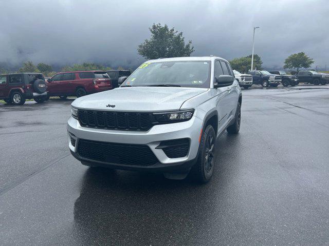 used 2025 Jeep Grand Cherokee car, priced at $36,900