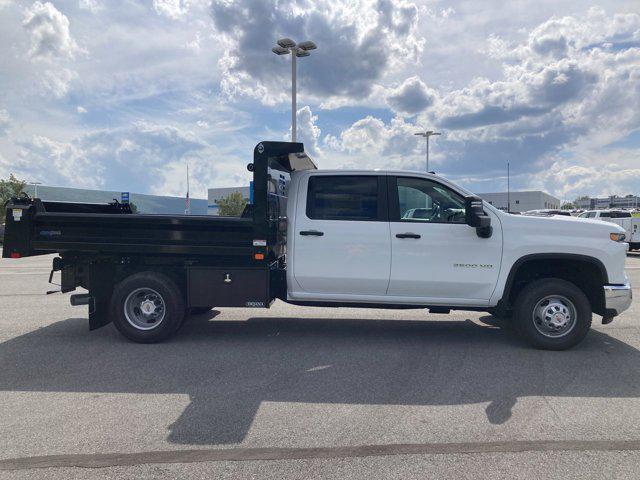 new 2024 Chevrolet Silverado 3500 car, priced at $60,038