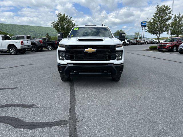 new 2025 Chevrolet Silverado 3500 car