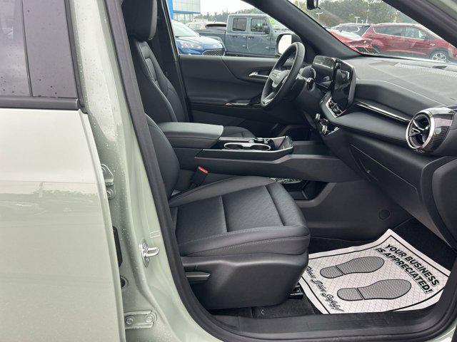 new 2026 Chevrolet Equinox car, priced at $33,588