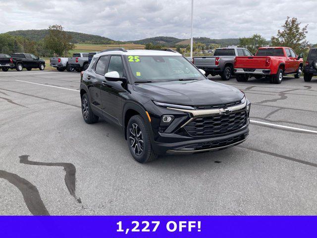 new 2025 Chevrolet TrailBlazer car, priced at $32,588