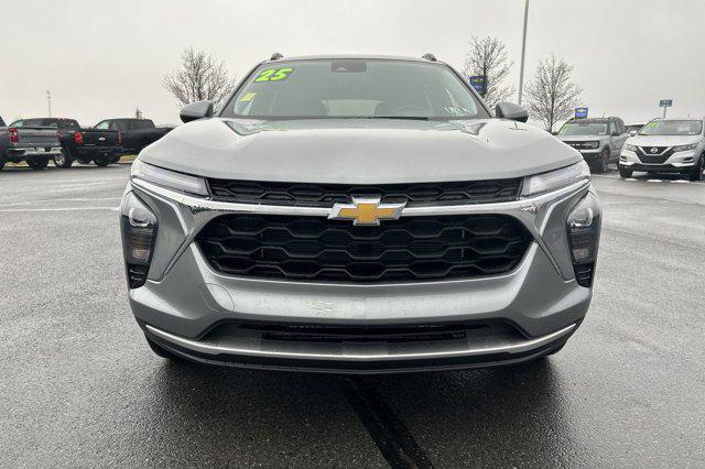 new 2025 Chevrolet Trax car, priced at $24,388