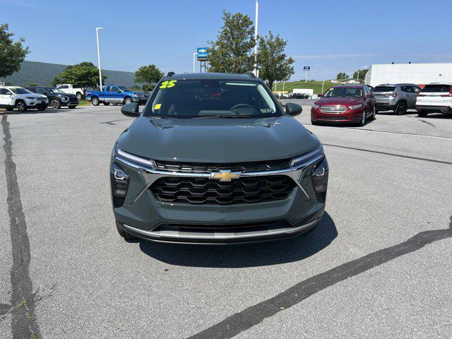 new 2025 Chevrolet Trax car, priced at $24,388