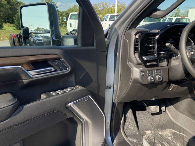 new 2025 Chevrolet Silverado 3500 car, priced at $91,525