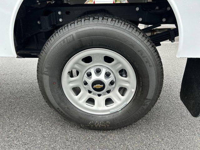 new 2025 Chevrolet Silverado 3500 car, priced at $75,988