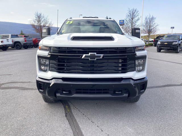 new 2025 Chevrolet Silverado 2500 car, priced at $53,588