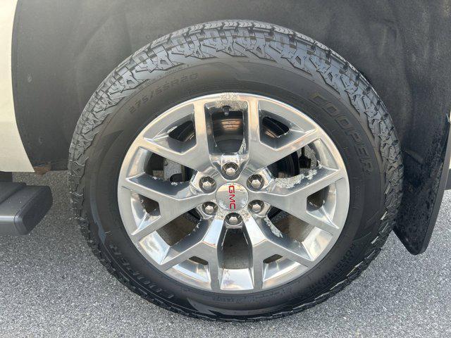 used 2016 GMC Yukon car, priced at $22,500