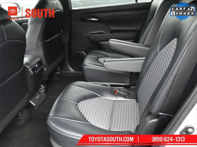 used 2024 Toyota Highlander car, priced at $43,389