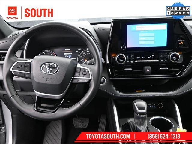 used 2024 Toyota Highlander car, priced at $43,389