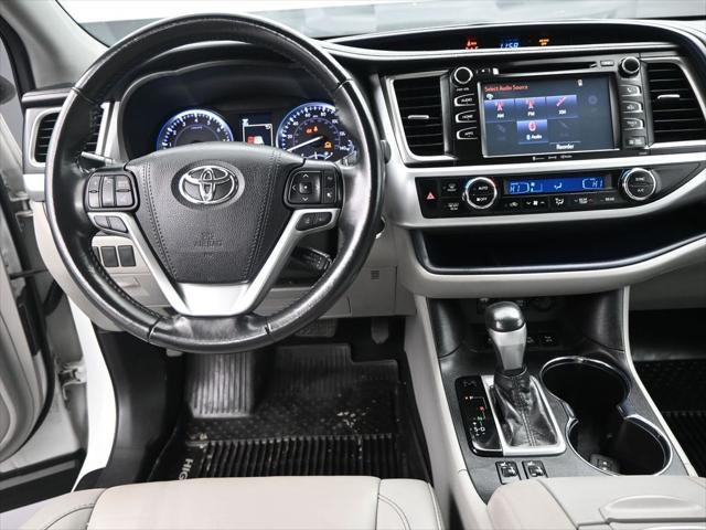 used 2019 Toyota Highlander car, priced at $28,488