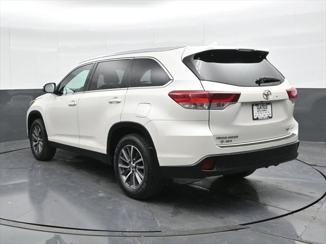 used 2019 Toyota Highlander car, priced at $28,488