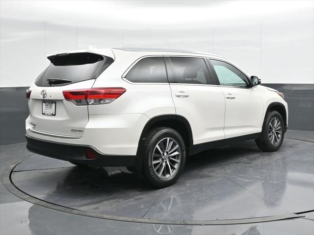 used 2019 Toyota Highlander car, priced at $28,488