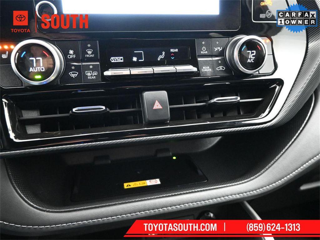 used 2024 Toyota Highlander car, priced at $41,269