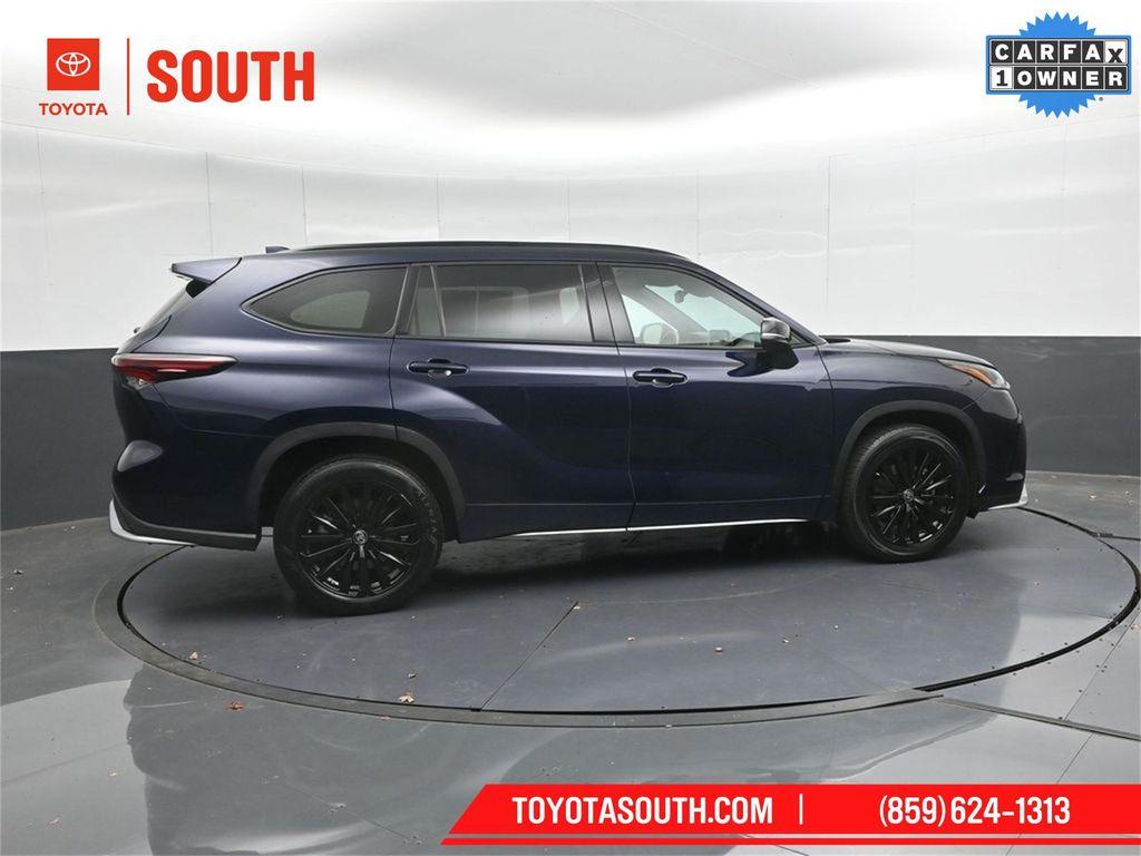 used 2024 Toyota Highlander car, priced at $41,269