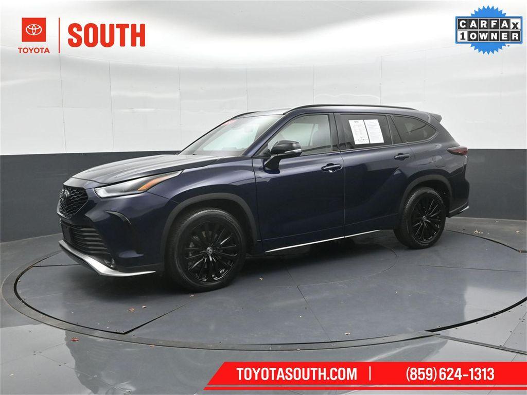 used 2024 Toyota Highlander car, priced at $41,269