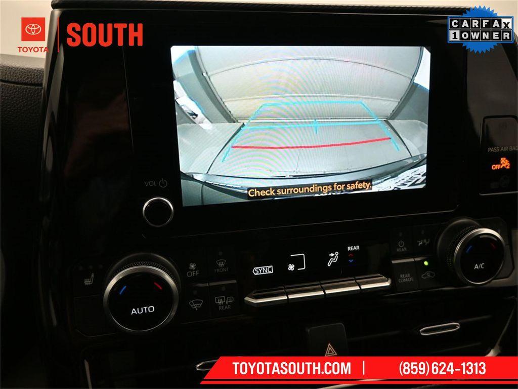 used 2024 Toyota Highlander car, priced at $41,269