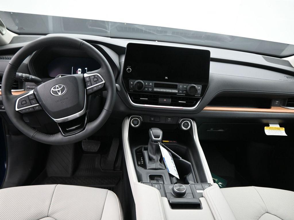 new 2026 Toyota Grand Highlander car, priced at $57,358