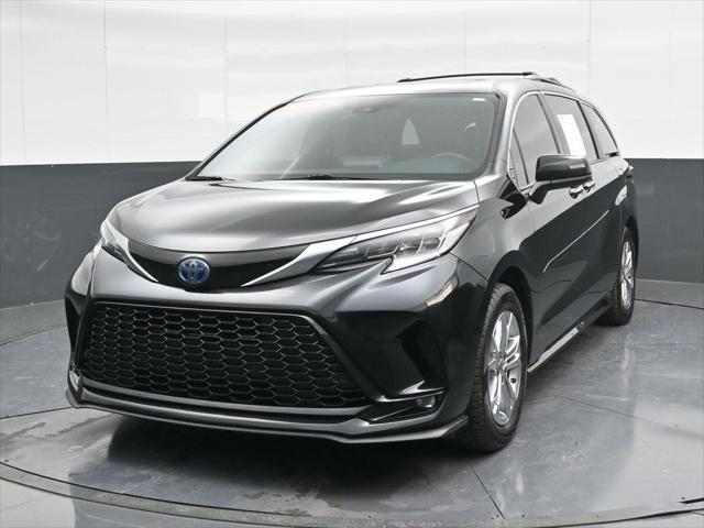 used 2022 Toyota Sienna car, priced at $37,702