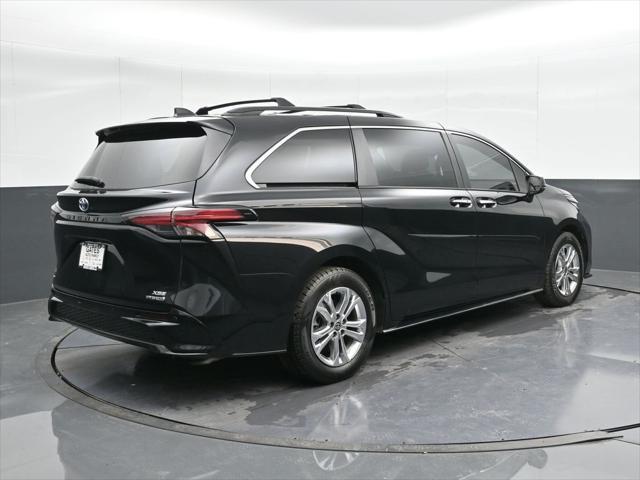 used 2022 Toyota Sienna car, priced at $37,702