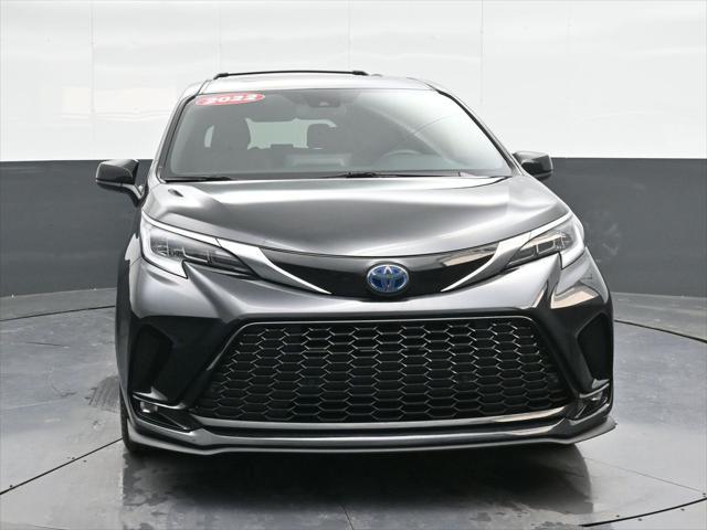 used 2022 Toyota Sienna car, priced at $37,702