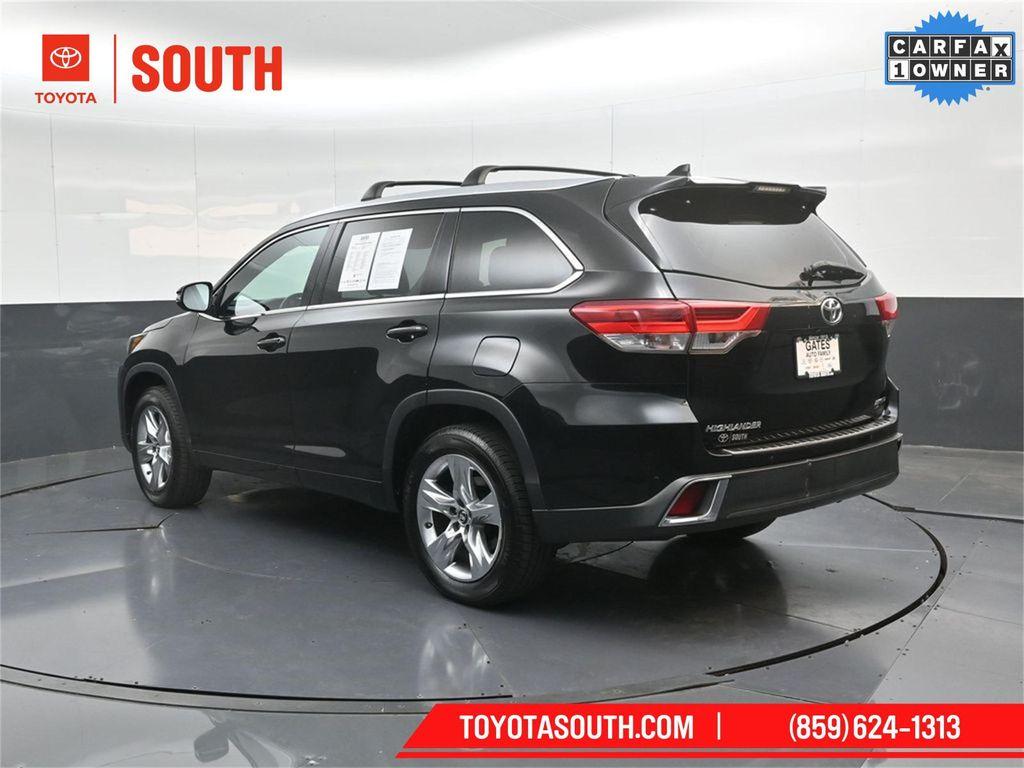 used 2018 Toyota Highlander car, priced at $19,076