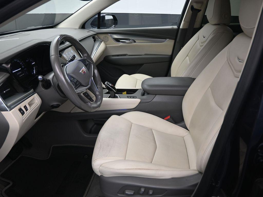 used 2019 Cadillac XT5 car, priced at $17,974