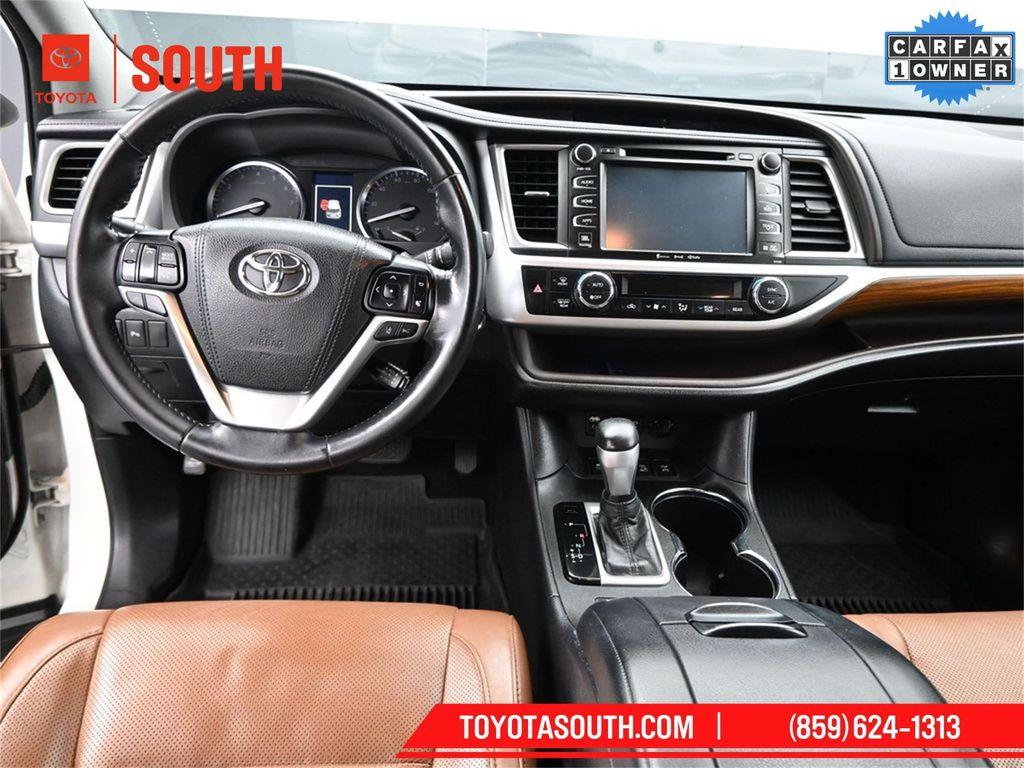 used 2018 Toyota Highlander car, priced at $22,238