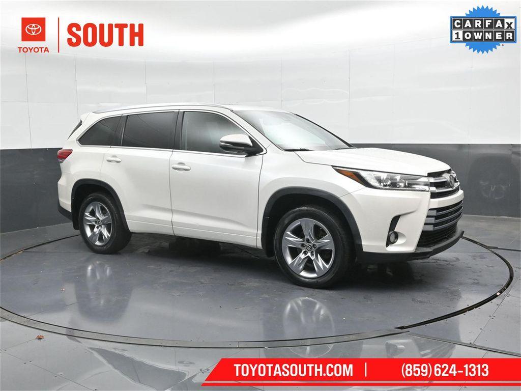 used 2018 Toyota Highlander car, priced at $22,238