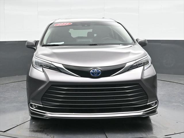 used 2024 Toyota Sienna car, priced at $46,244