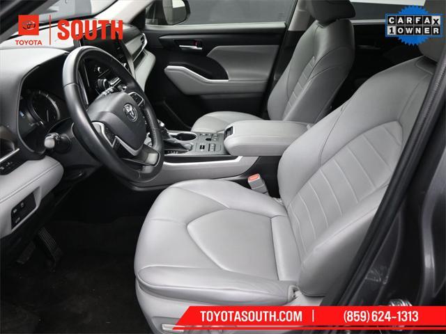 used 2023 Toyota Highlander car, priced at $37,904