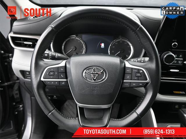 used 2023 Toyota Highlander car, priced at $37,904