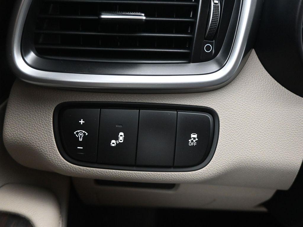 used 2020 Kia Sorento car, priced at $10,690