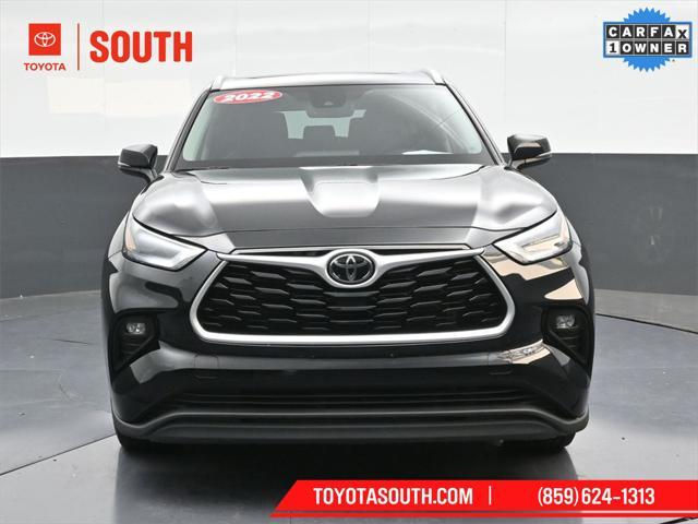 used 2022 Toyota Highlander car, priced at $35,086