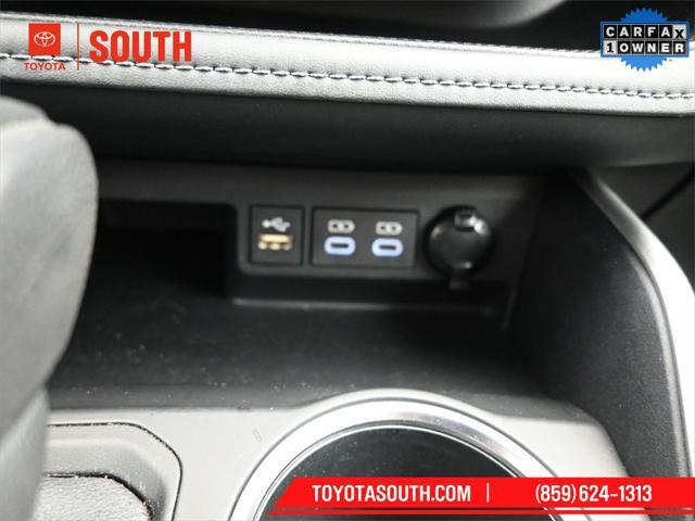 used 2023 Toyota Highlander car, priced at $31,478