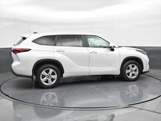 used 2023 Toyota Highlander car, priced at $31,990