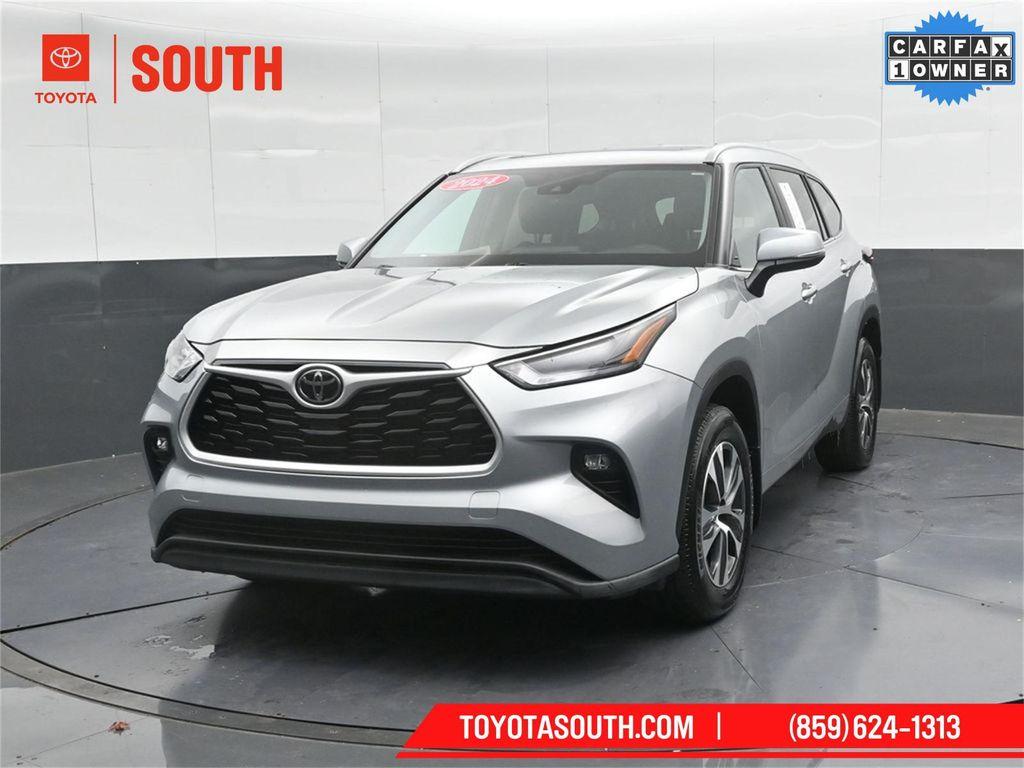 used 2024 Toyota Highlander car, priced at $41,388
