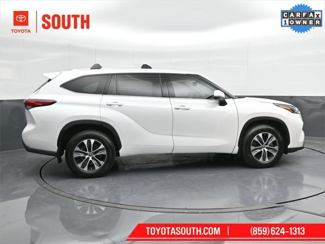 used 2022 Toyota Highlander car, priced at $37,451