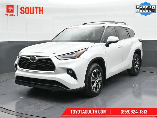 used 2022 Toyota Highlander car, priced at $37,451